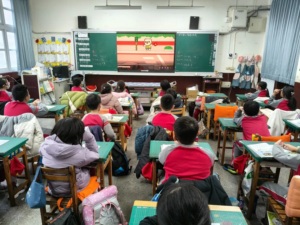 走路上學安全宣導