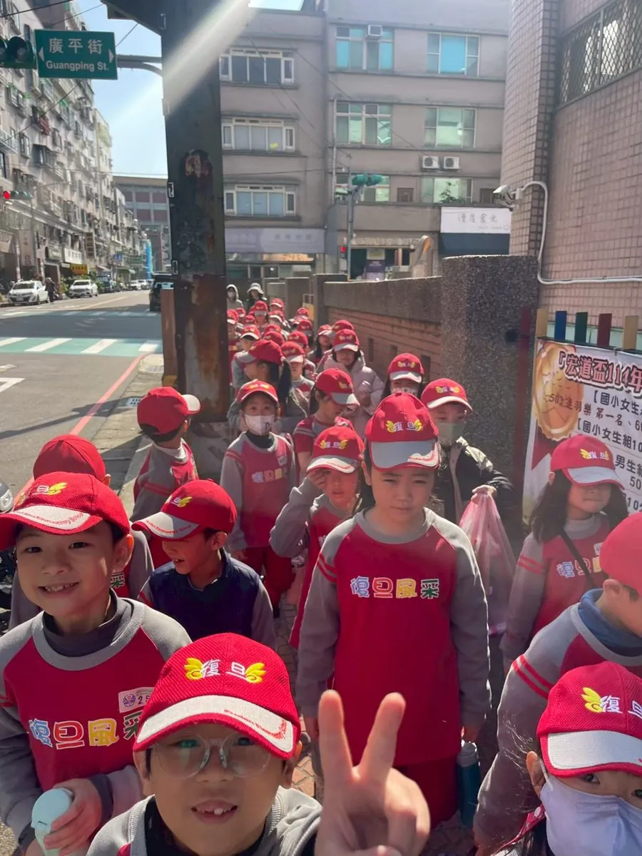 二年級校外交通情境教學