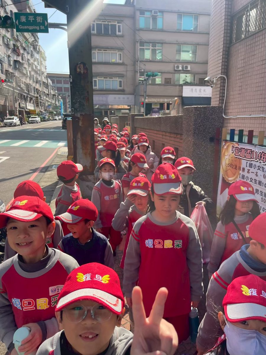 二年級校外交通情境教學